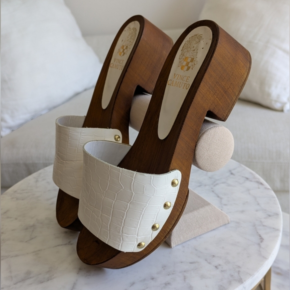 Vince Camuto Wooden Sandal - Picture 3 of 9